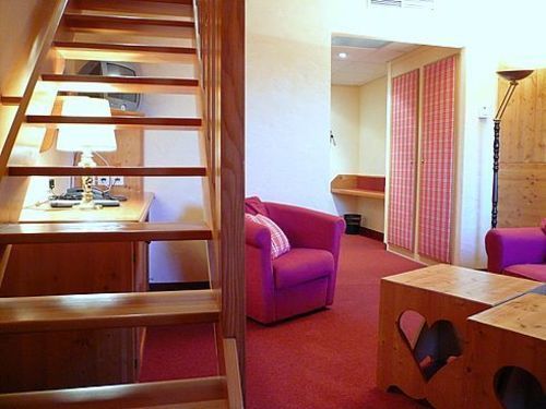 Le Hotel